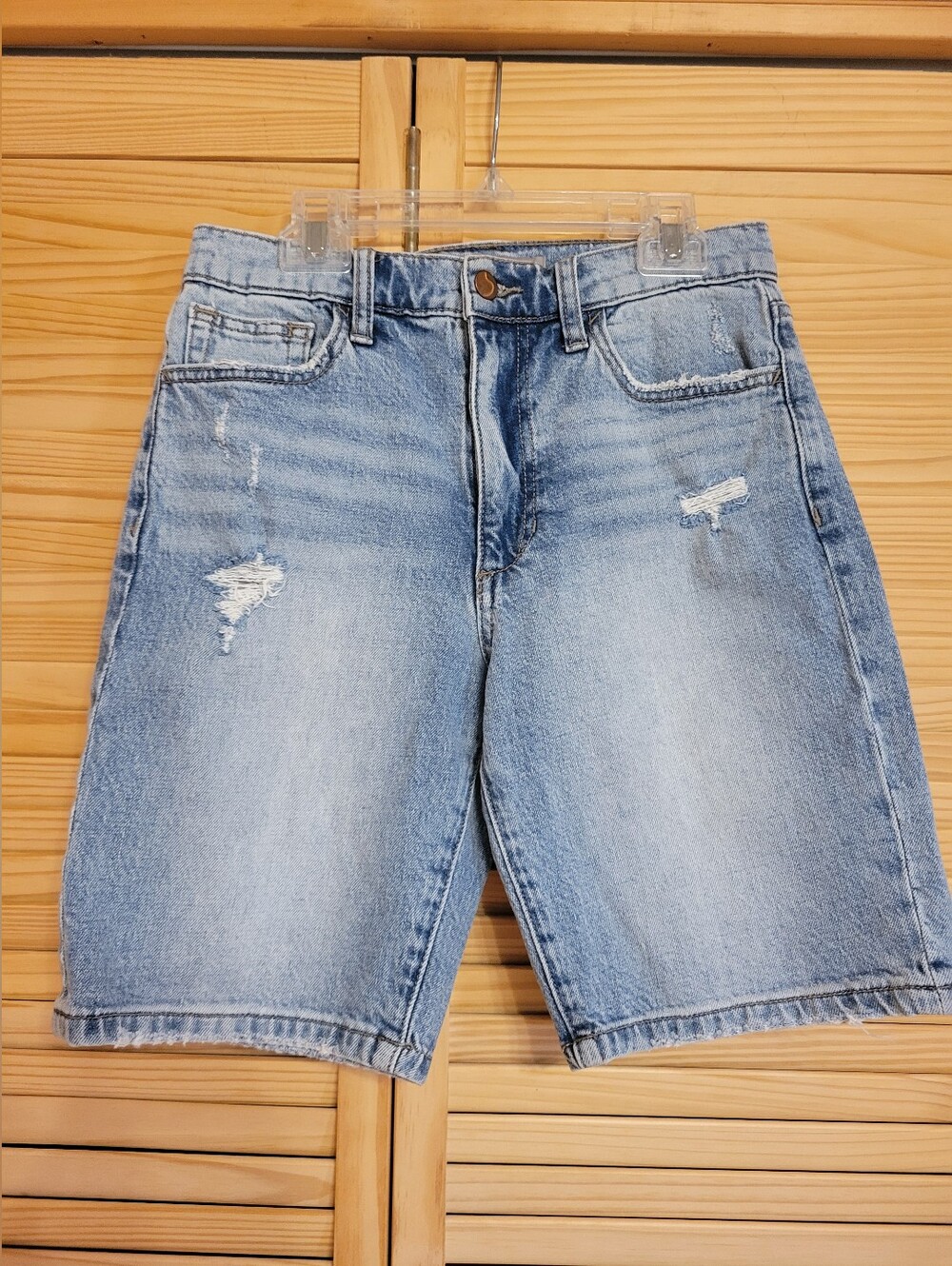 Joes jean Katniss 9" Bermuda shorts light wash womens size 26 light distressing